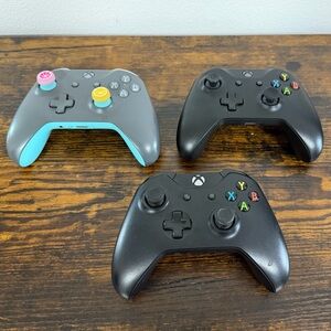 Xbox One Wireless Controllers Trio